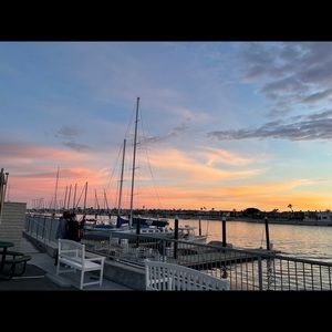 Meet your Posher, Chloe